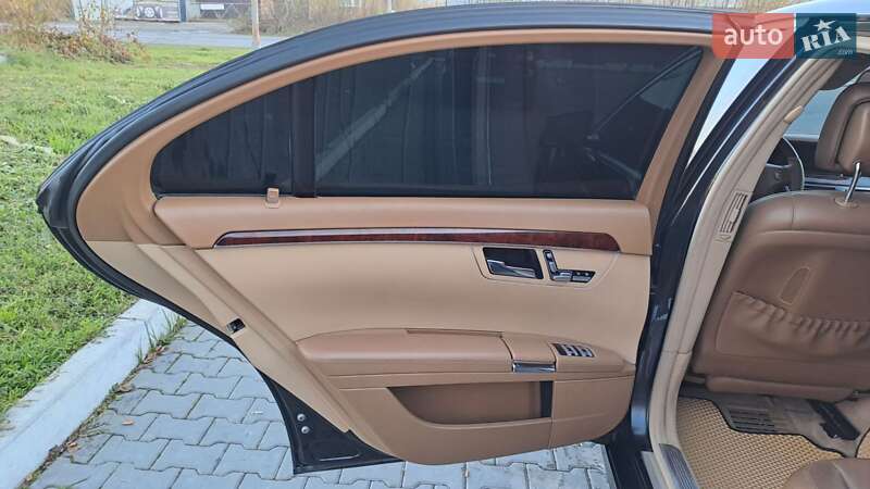 Седан Mercedes-Benz S-Class 2008 в Чернівцях