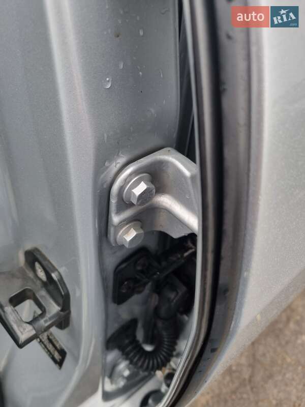 Седан Mercedes-Benz S-Class 2008 в Рівному фото 37 Седан Mercedes-Benz S-Class 2008 в Рівному