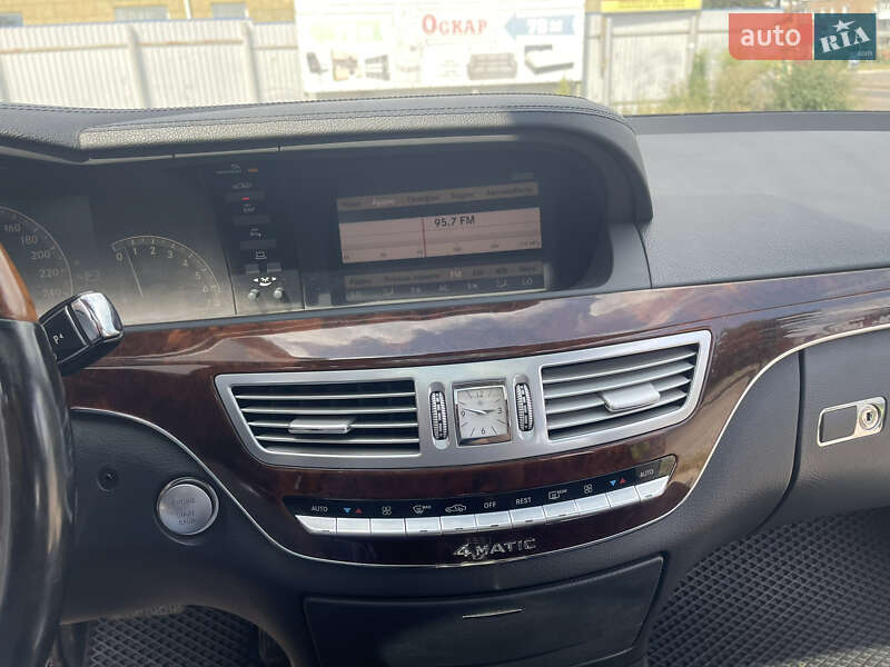 Седан Mercedes-Benz S-Class 2008 в Прилуках