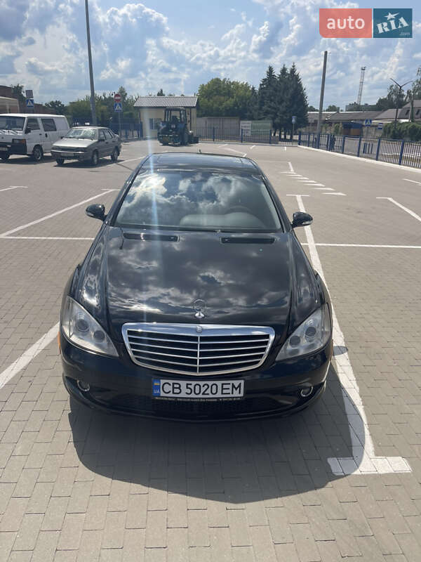 Седан Mercedes-Benz S-Class 2008 в Прилуках