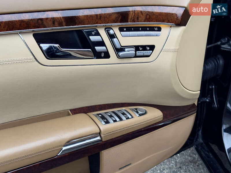 Седан Mercedes-Benz S-Class 2006 в Киеве фото 29 Седан Mercedes-Benz S-Class 2006 в Киеве