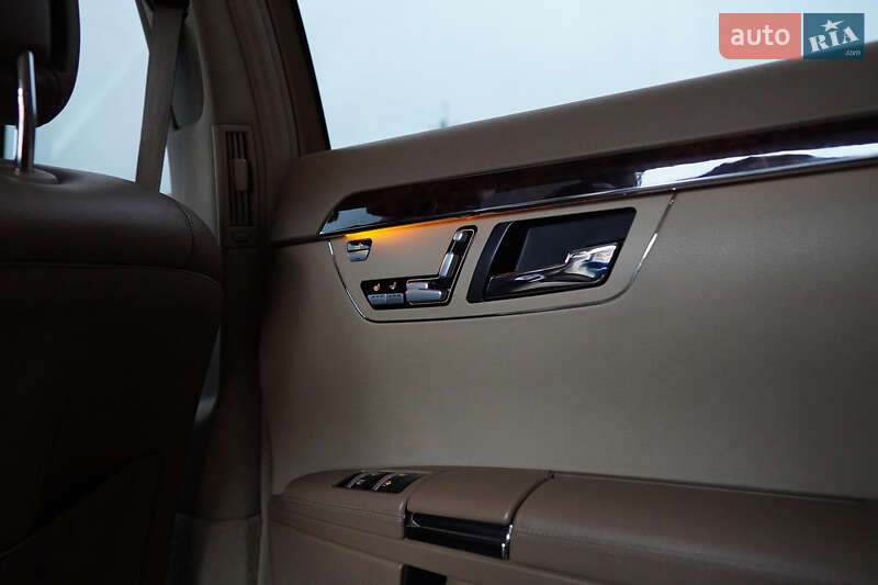 Седан Mercedes-Benz S-Class 2008 в Теофіполі