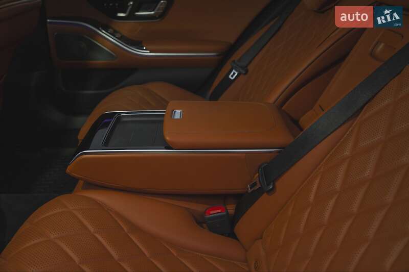 Седан Mercedes-Benz S-Class 2022 в Києві