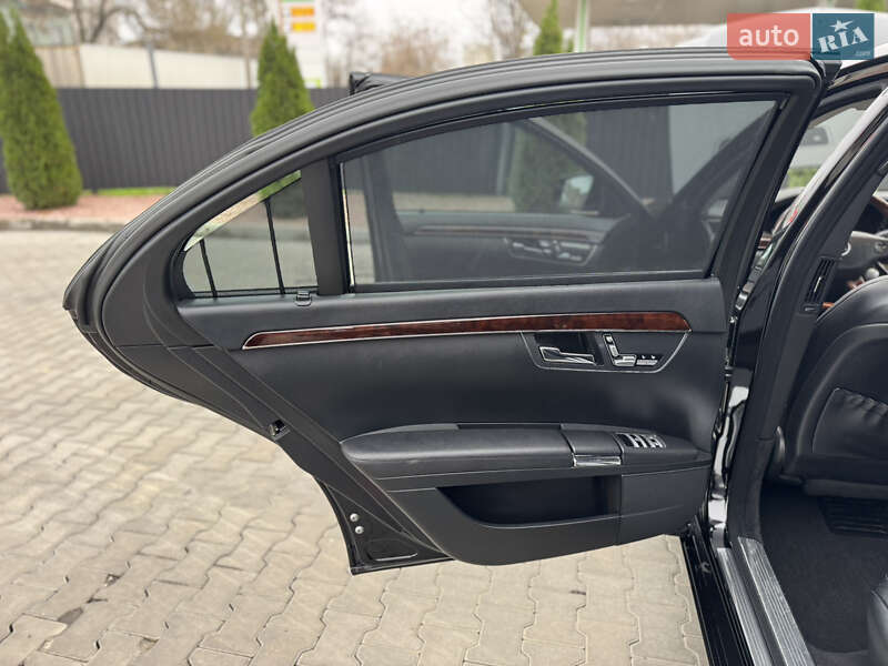 Седан Mercedes-Benz S-Class 2007 в Одессе