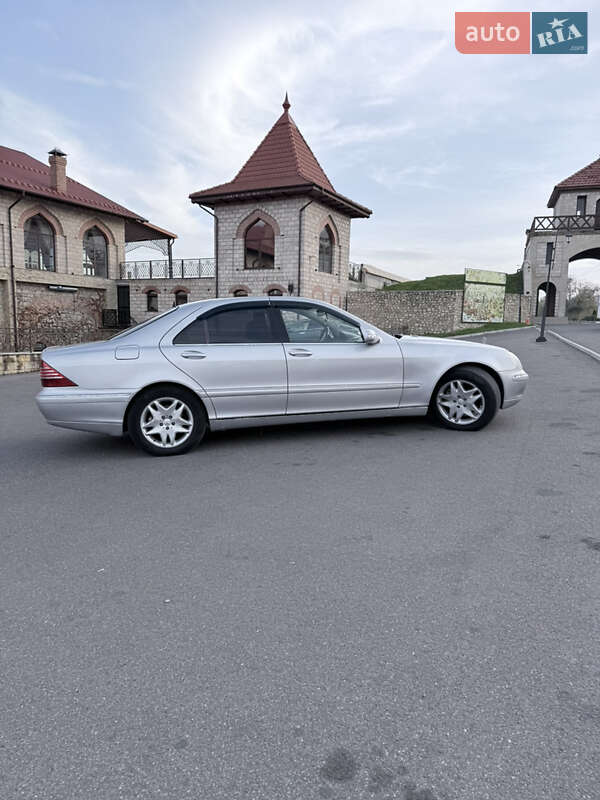 Седан Mercedes-Benz S-Class 2002 в Тарутине