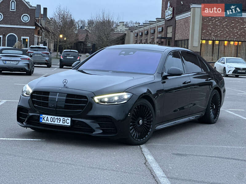 Mercedes-Benz S-Class 2020