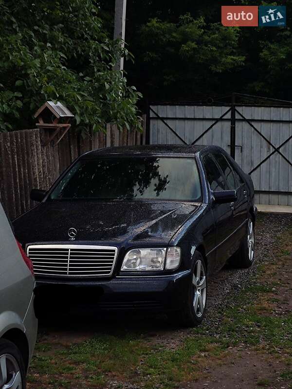 Седан Mercedes-Benz S-Class 1996 в Знам'янці