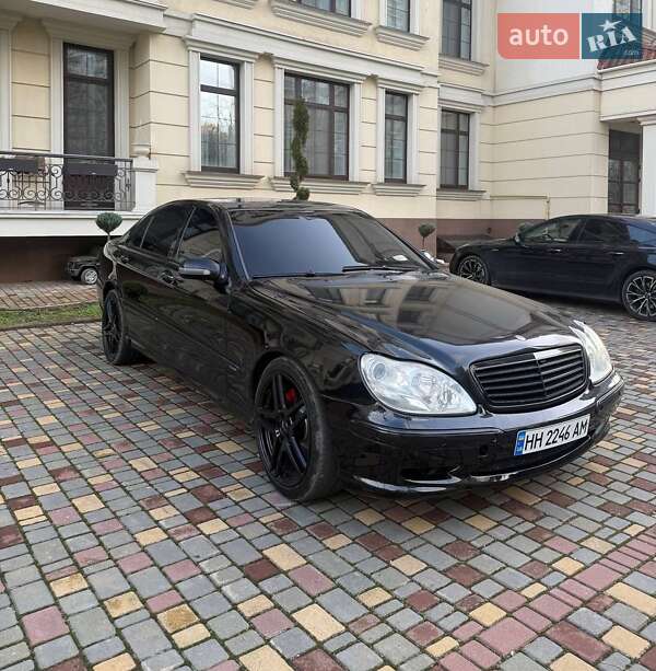 Mercedes-Benz S-Class 2001