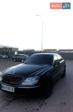 Седан Mercedes-Benz S-Class 2000 в Сарнах