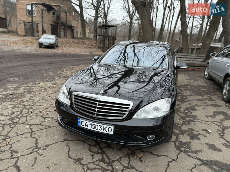 Седан Mercedes-Benz S-Class 2007 в Умані