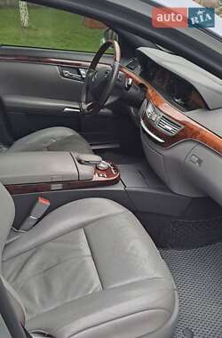 Седан Mercedes-Benz S-Class 2006 в Днепре