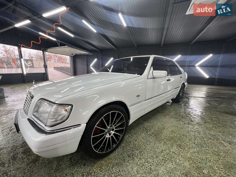 Седан Mercedes-Benz S-Class 1998 в Кривом Роге