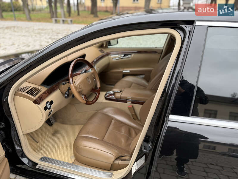 Седан Mercedes-Benz S-Class 2008 в Чернівцях