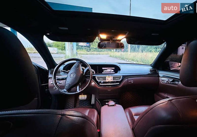 Седан Mercedes-Benz S-Class 2010 в Одесі