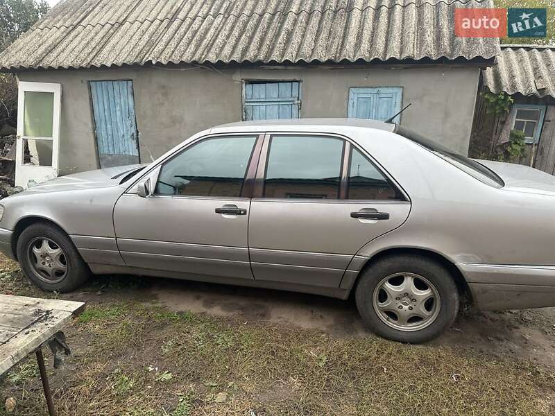 Седан Mercedes-Benz S-Class 1996 в Полтаві