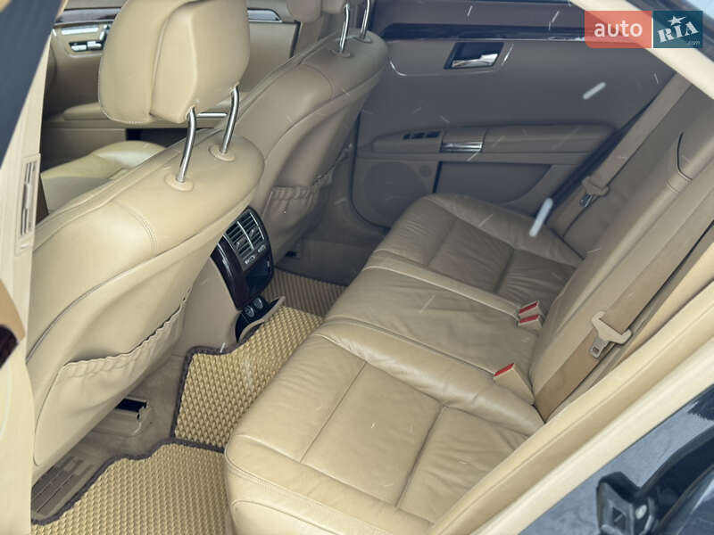 Седан Mercedes-Benz S-Class 2011 в Сарнах