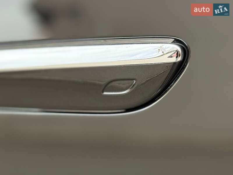 Седан Mercedes-Benz S-Class 2024 в Києві