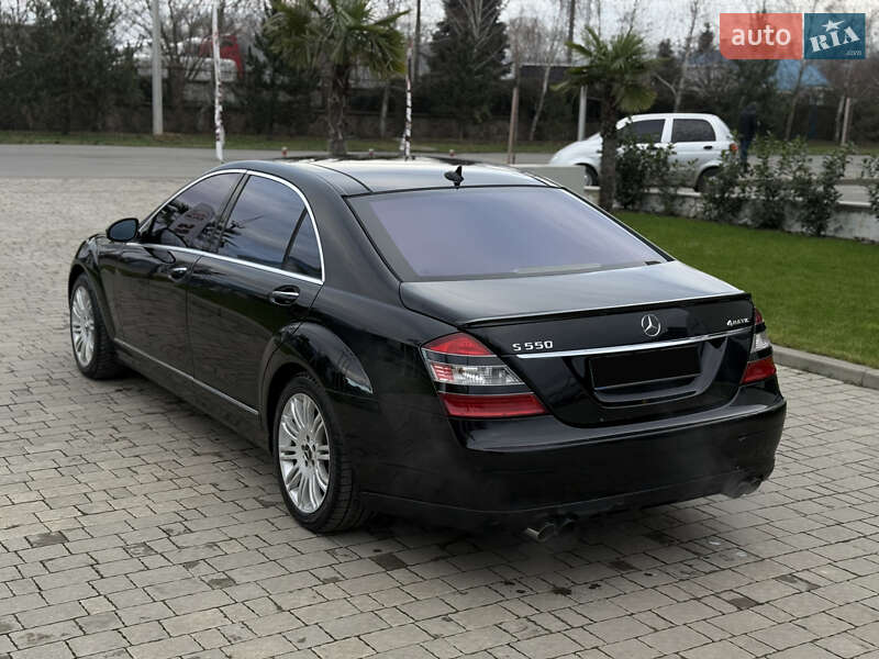 Седан Mercedes-Benz S-Class 2009 в Ужгороді