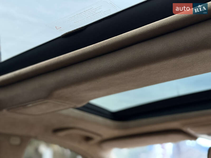 Седан Mercedes-Benz S-Class 2009 в Ужгороді