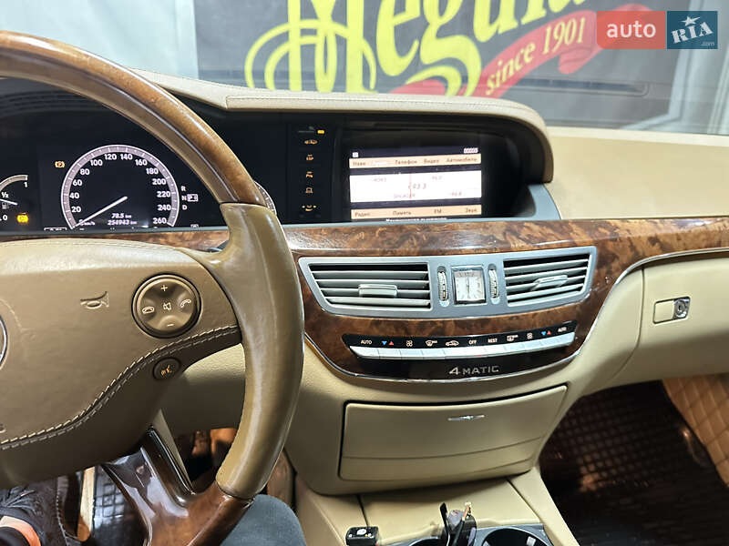 Седан Mercedes-Benz S-Class 2009 в Киеве