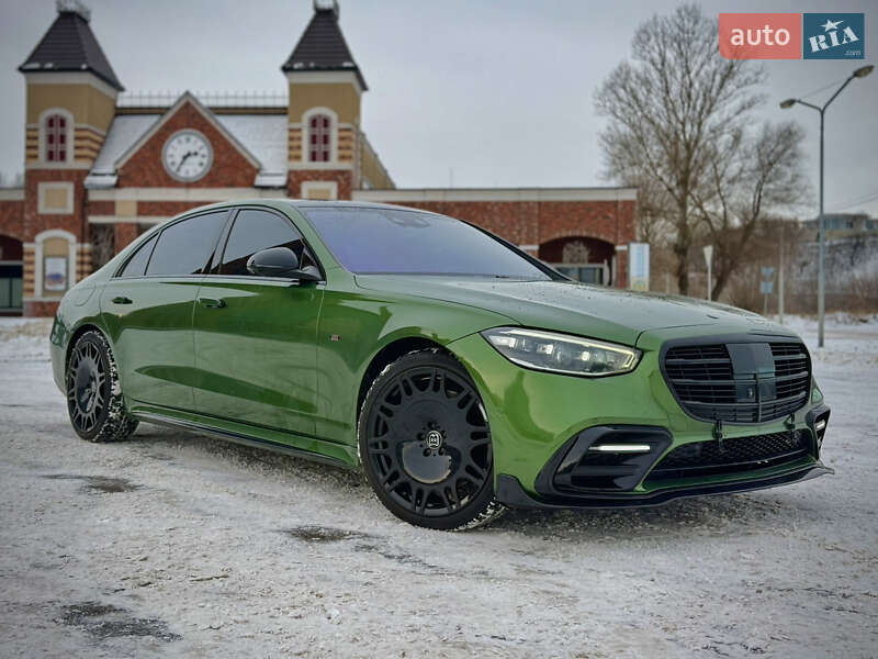 Mercedes-Benz S-Class 2021