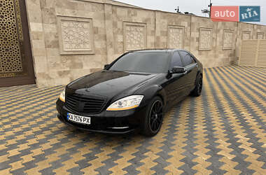 Седан Mercedes-Benz S-Class 2006 в Черноморске