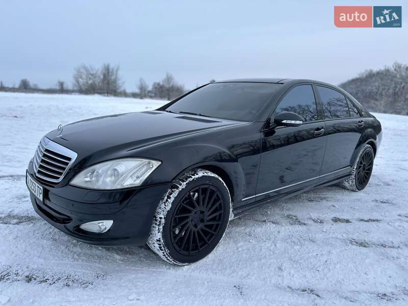 Седан Mercedes-Benz S-Class 2008 в Умані