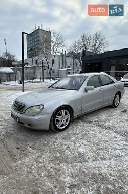 Седан Mercedes-Benz S-Class 2000 в Черновцах