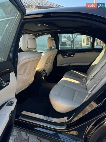 Седан Mercedes-Benz S-Class 2013 в Ивано-Франковске