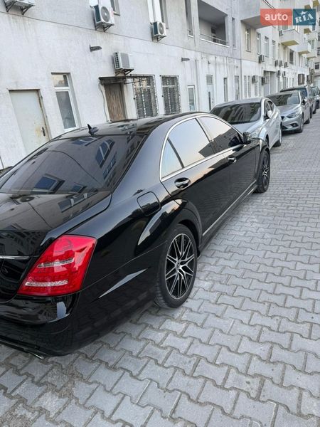 Mercedes-Benz S-Class 2007