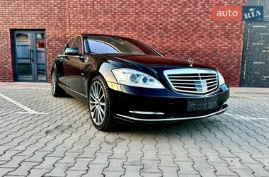 Седан Mercedes-Benz S-Class 2011 в Виннице