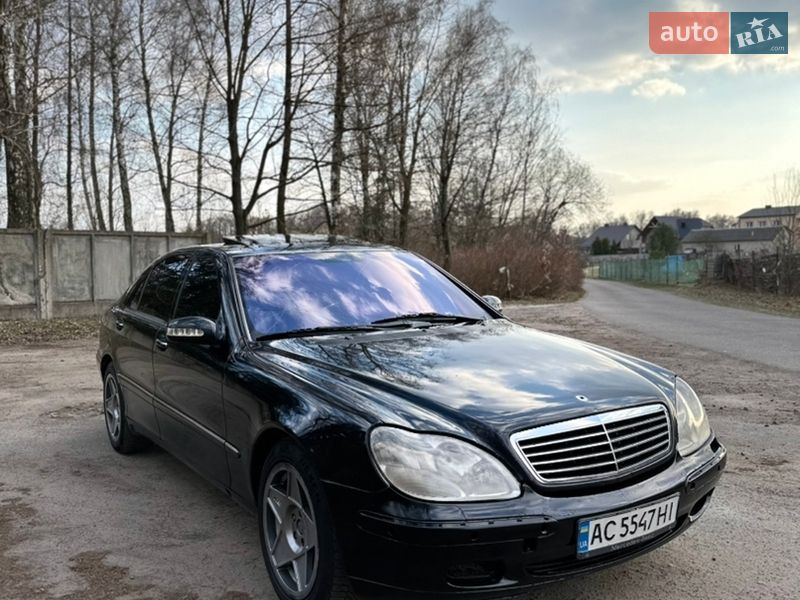 Mercedes-Benz S-Class 1999