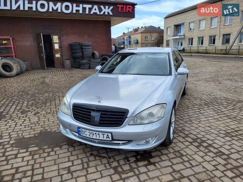 Mercedes-Benz S-Class 2006