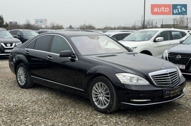 Седан Mercedes-Benz S-Class 2013 в Івано-Франківську