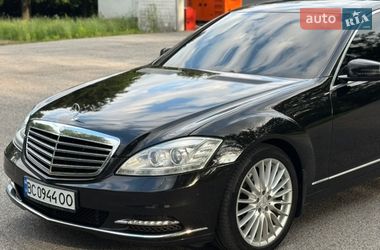 Седан Mercedes-Benz S-Class 2006 в Черновцах