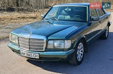 Седан Mercedes-Benz S-Class 1980 в Коростене