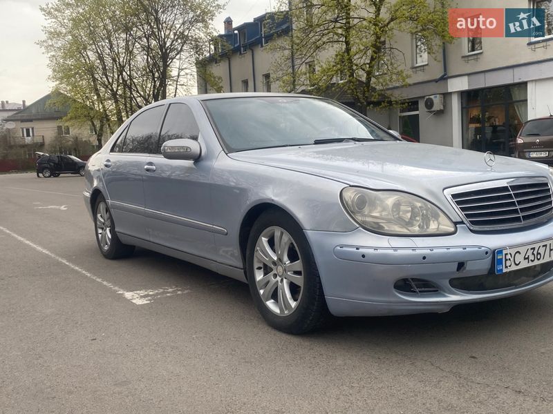 Mercedes-Benz S-Class 2004