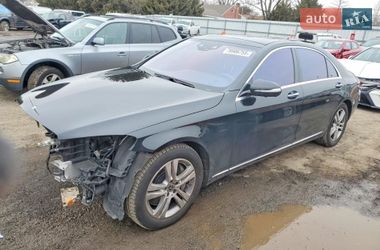 Седан Mercedes-Benz S-Class 2019 в Киеве