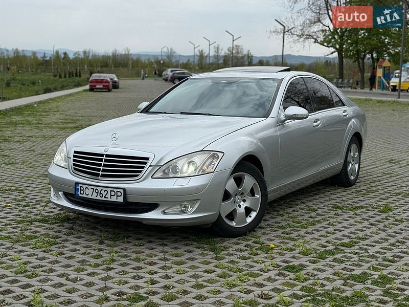 Mercedes-Benz S-Class 2007