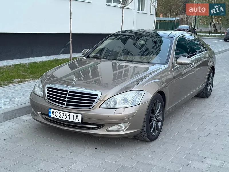 Mercedes-Benz S-Class 2008