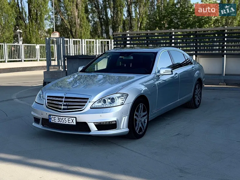 Mercedes-Benz S-Class 2012