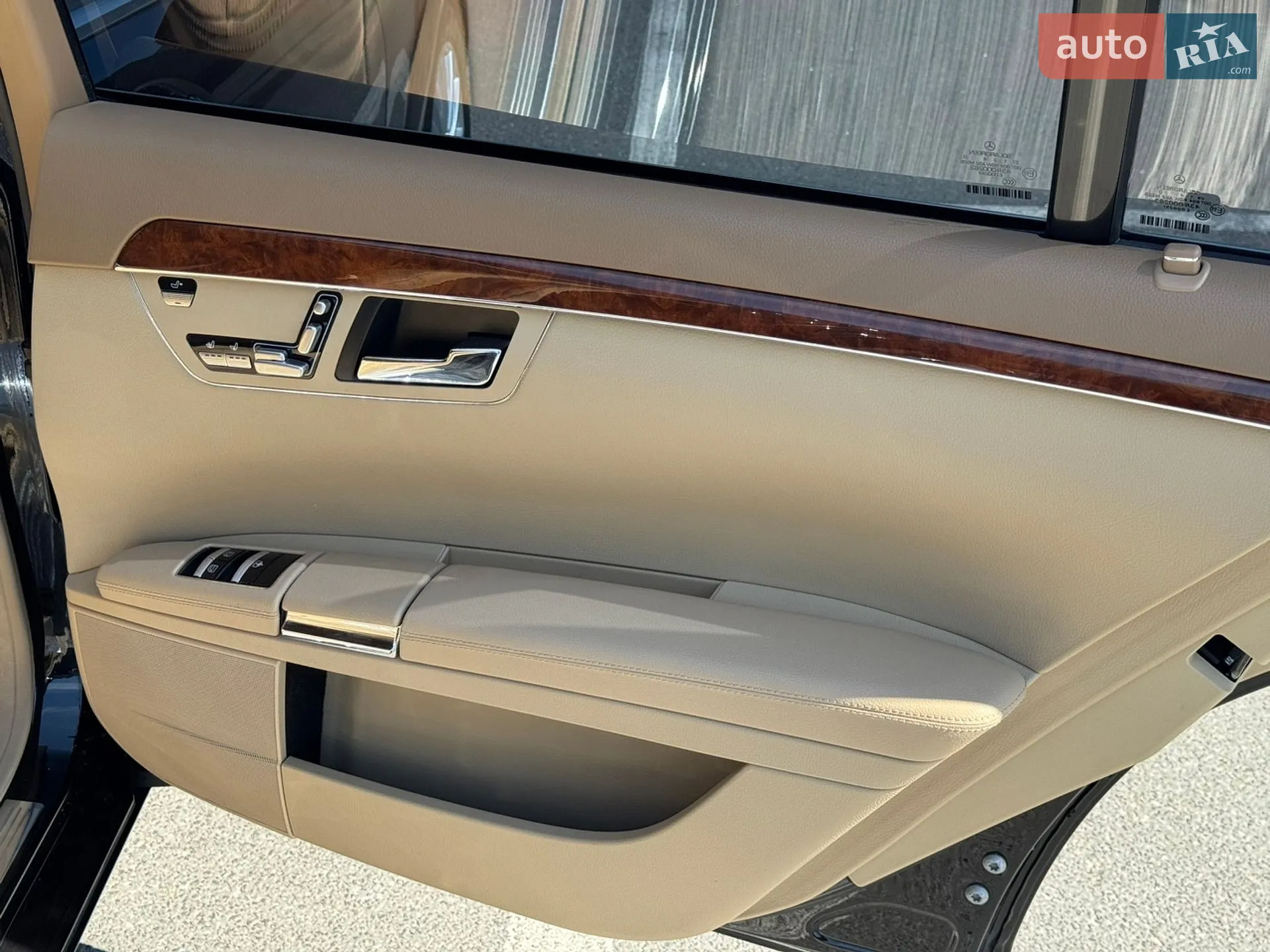 2010 Mercedes-Benz S-klasse - мініатюра 38