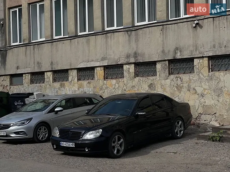 Mercedes-Benz S-Class 2004