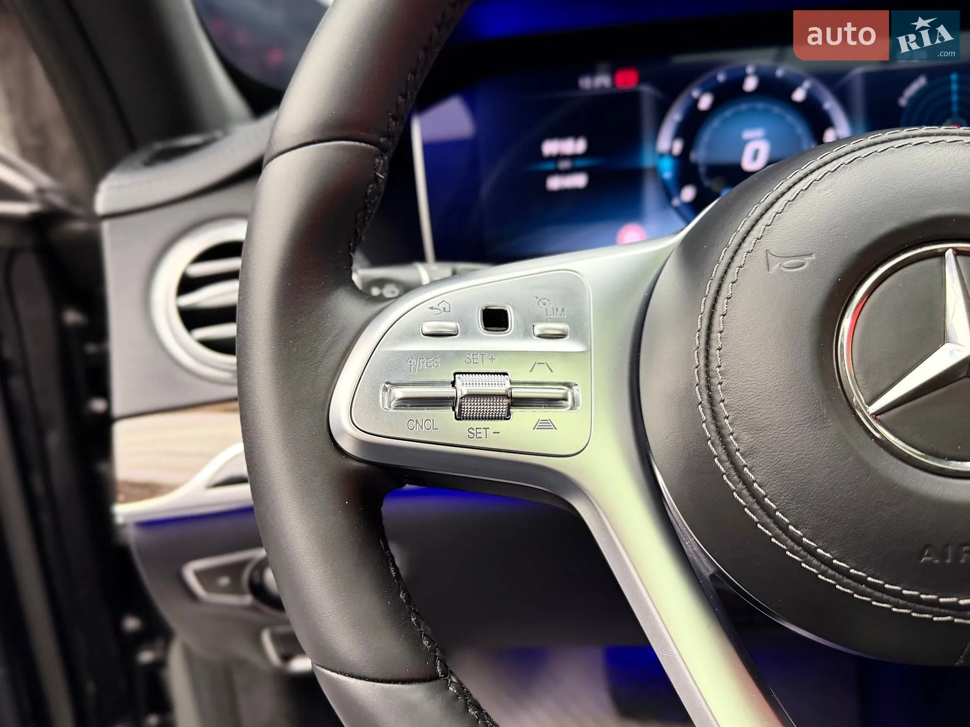 2017 Mercedes-Benz S-klasse - мініатюра 31