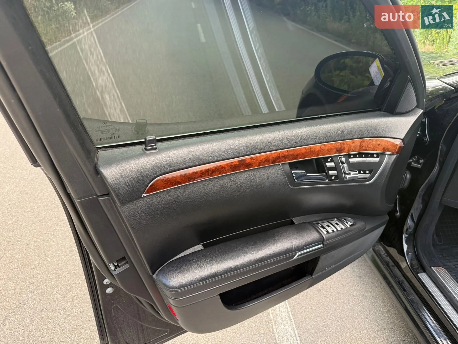 Mercedes-Benz S-Class 2008 VIN WDDNG86X88A194308 фото оголошення 11 з 19