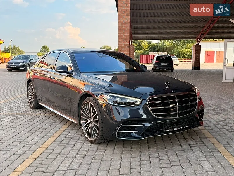 Mercedes-Benz S-Class