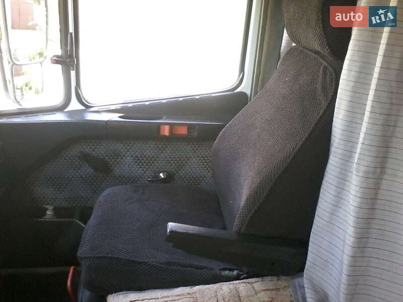 Грузовой фургон Mercedes-Benz SK-Series 1994 в Котельве