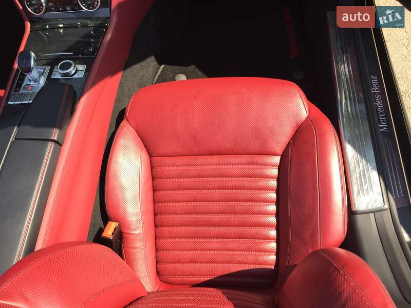 Родстер Mercedes-Benz SL-Class 2015 в Киеве