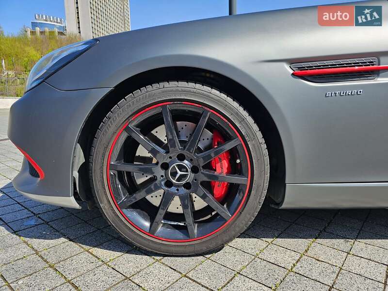 Родстер Mercedes-Benz SLC-Class 2018 в 