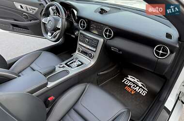 Родстер Mercedes-Benz SLC-Class 2019 в 